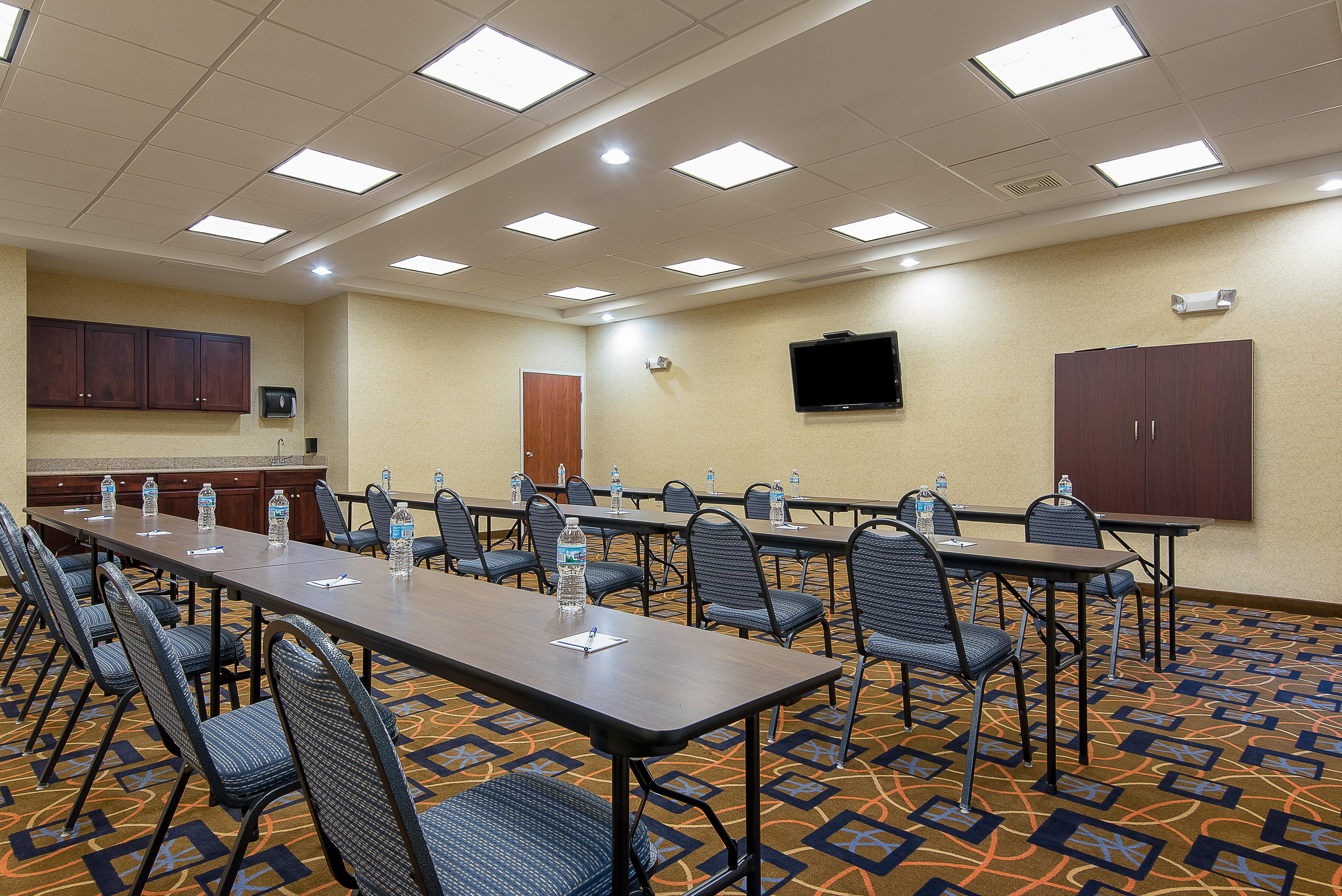 Holiday Inn Express And Suites Lafayette East By Ihg Экстерьер фото